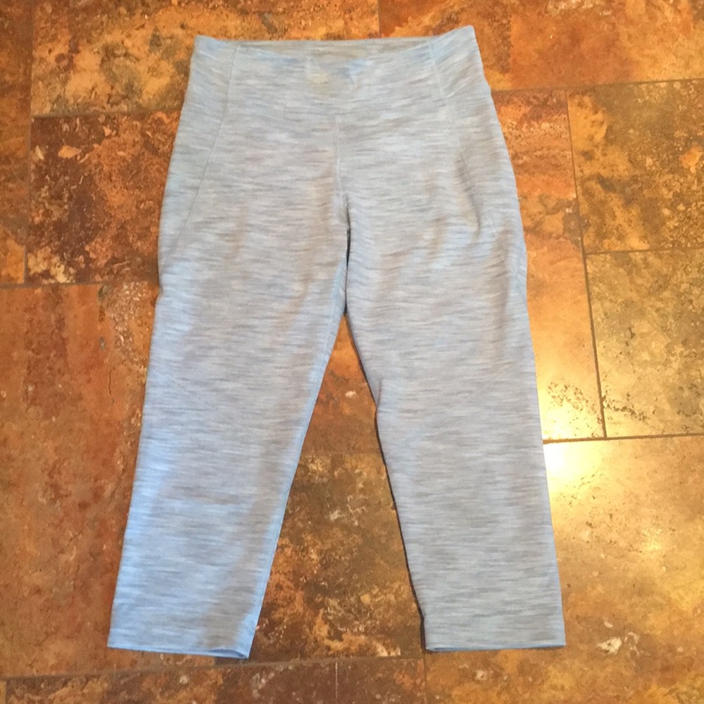 Outdoor voices kneecap warmup legging